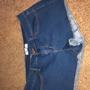 Short jean shorts